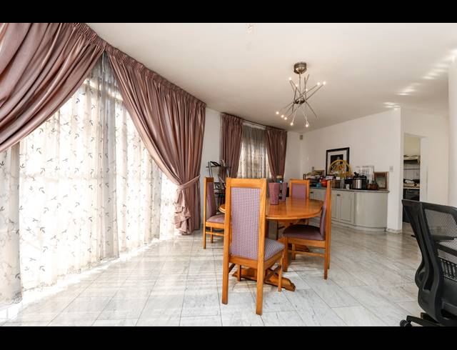 4 BEDROOM HOUSE FOR SALE IN GREENWOOD PARK